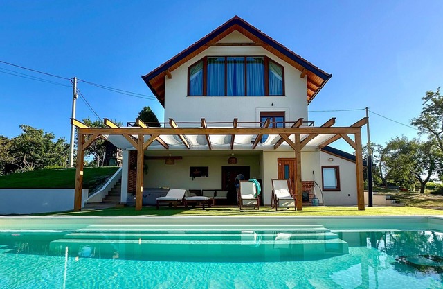 Increíble casa en Vukanovec con sauna