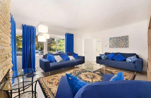 Amazing House In The Heart Of Vancouver DT/YVR/UBC
