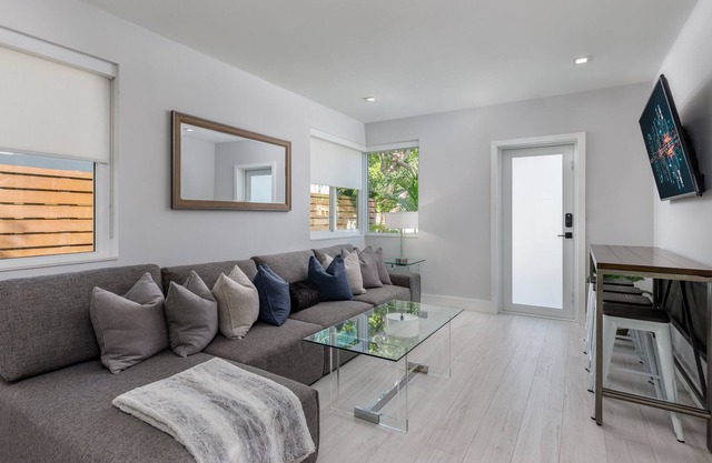 Amazing las olas bungalow