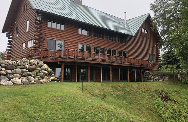 ASOMBROSO LOG HOME vistas al lago superior