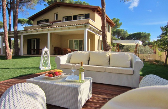 MARAVILLOSA VILLA SANTA MARGHERITA pula A POCOS METROS DE LA MAR