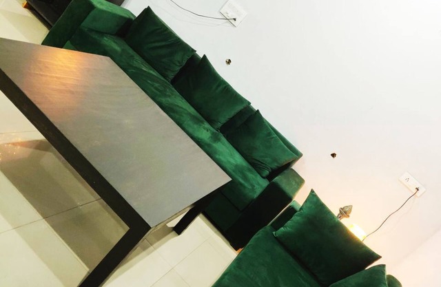 Amazing Place to stay in Noida - DELHI NCR