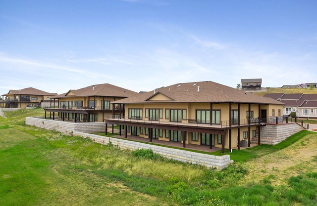Amazing Property w/ Large Deck, Big Black Hills Views, Spacious Open Plan!