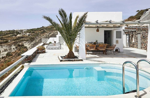 Amazing Santorini Villa | Villa Buena Vista | 3 Bedrooms | Private Terrace with Splendid Sea Views | Private Pool | Vourvoulos