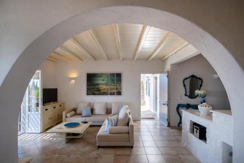 amazing sea view luxury villa for 6 guests