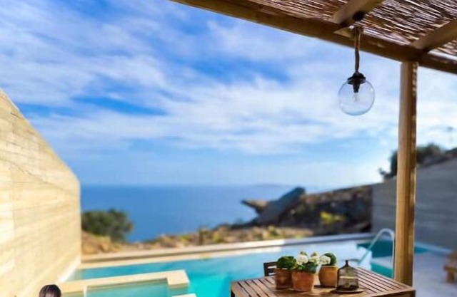 Amazing Sea view & private pool and hydro massage