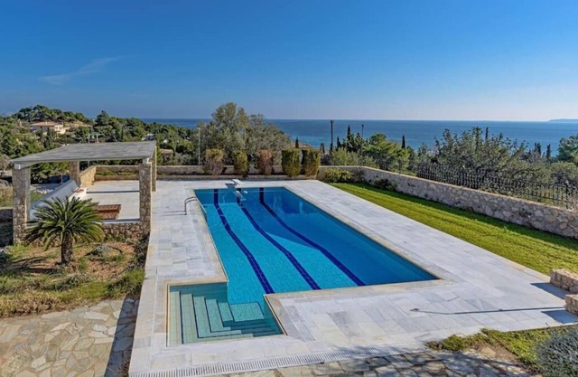 Amazing Seaview Villa w/pool – just 2 minutes away from the beach