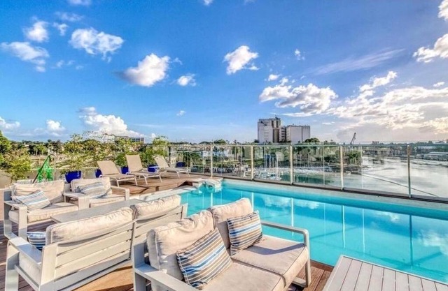 Amazing View * Pool * Beatiful * Comfortable