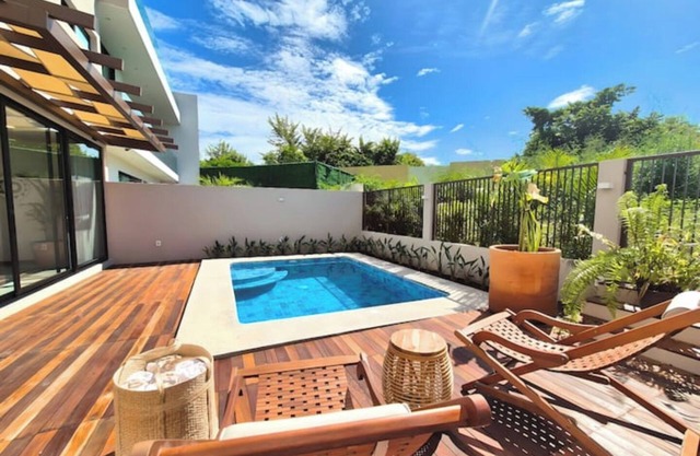 Casa de lujo en B Nayar: 4 recámaras, confort y diversión en Cruz Huanacaxtle.