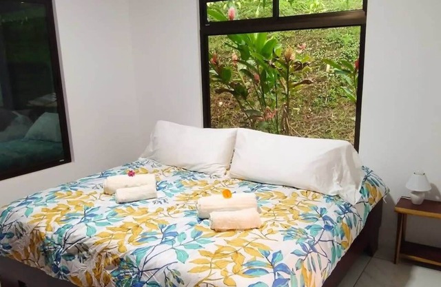 Unique Condo With Pool & Lake Access, 100Mb WLAN, Ideal For Longer Stays