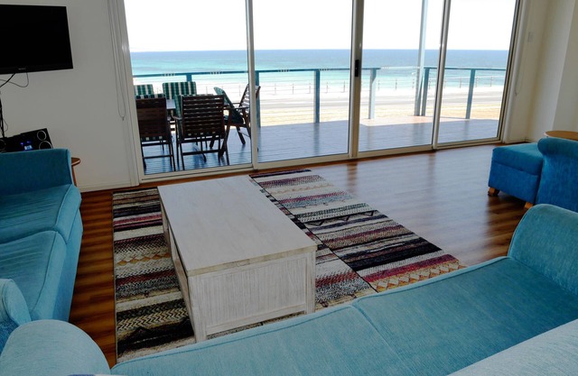 Increíbles vistas al mar 4 habitaciones 2 baños wifi gratis