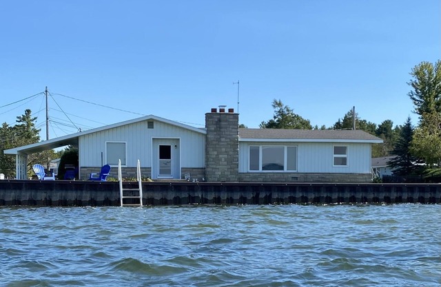 Amazing waterfront and sunset views!