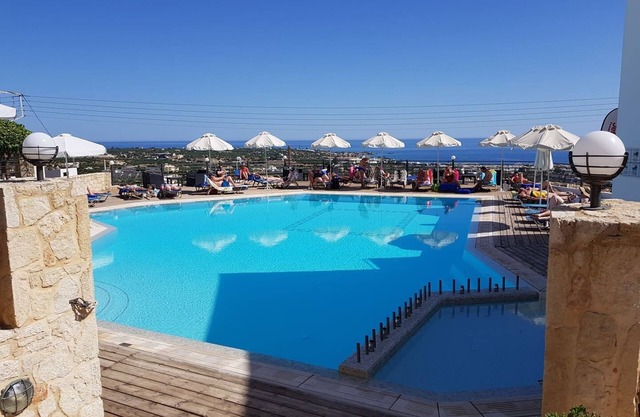 Amazones Village Suites
