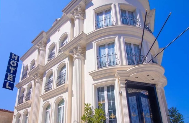 Ambasada QTA