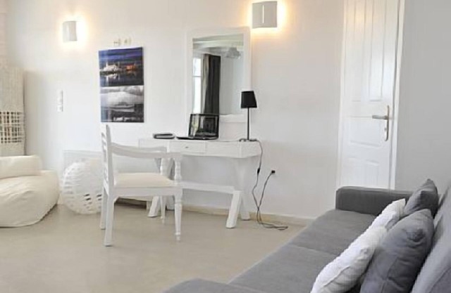 Embajador Villa, con vistas a la playa más famosa de Paros