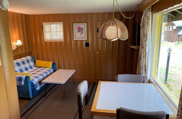 Amber Lantern One-Bedroom Cottage