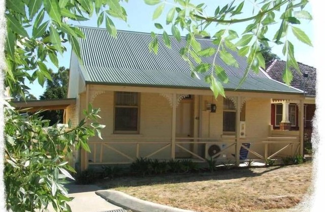 Ambrose Cottage Castlemaine