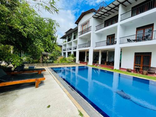 Amelia Resort