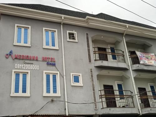Americana Hotel