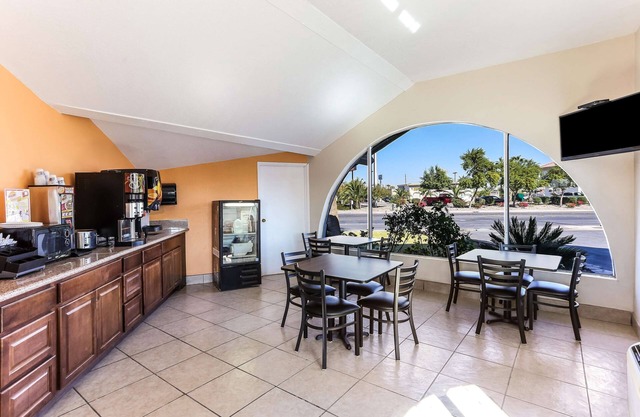 Americas Best Value Inn & Suites El Centro