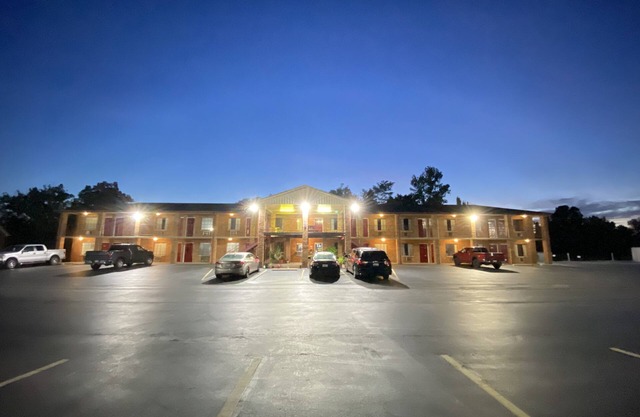 Americas Inn