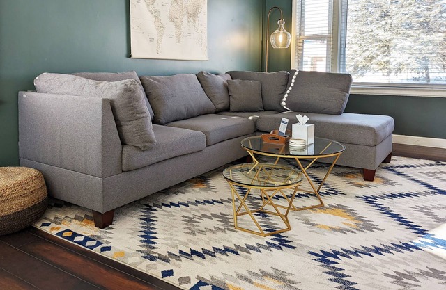 Amity Park Bungalow | Lakeside Neighborhood
