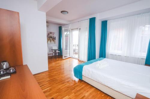 AMMOTTI Hotel