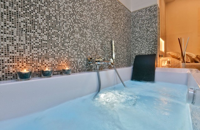 Amnis Suites