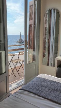 Amphitrite Hotel