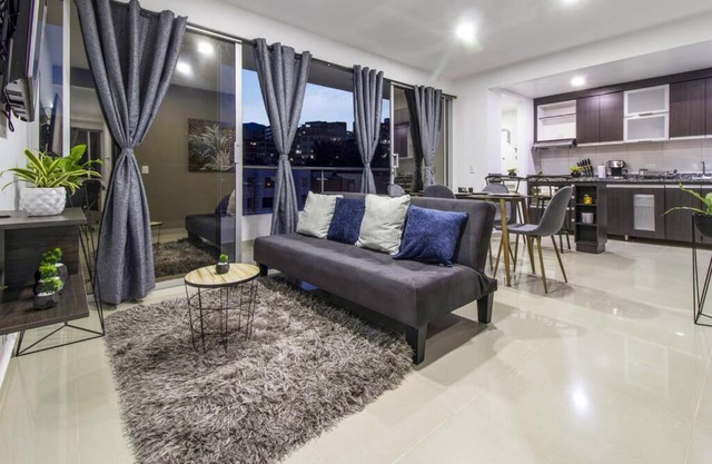 Amplio Apartamento en Calasanz - Estadio