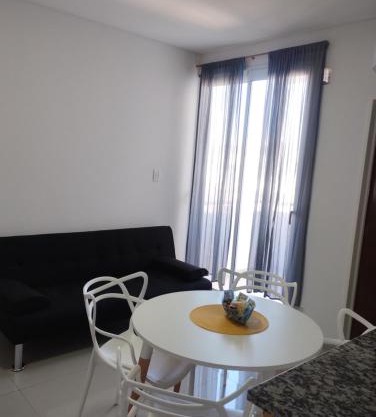 AMPLIO DEPARTAMENTO CENTRICO TODO INCLUIDO 4b