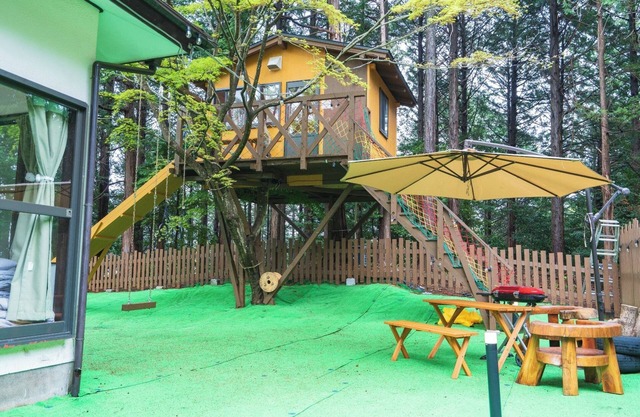 An authentic tree house a private dog run BBQ a / Tagatagun Shizuoka