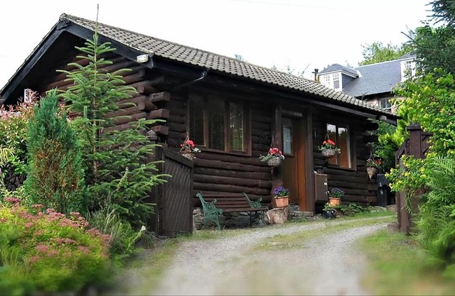 An Carraig Log Cabin