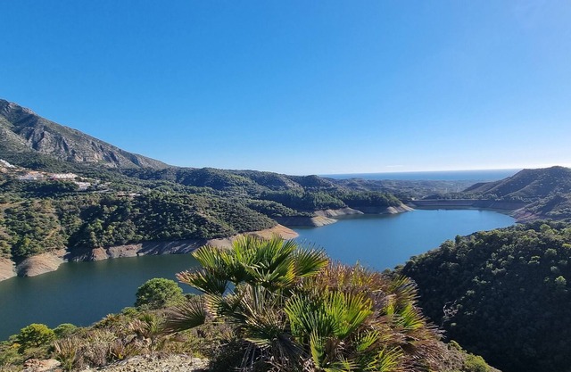 An Escape between Coast & Mountains near Marbella