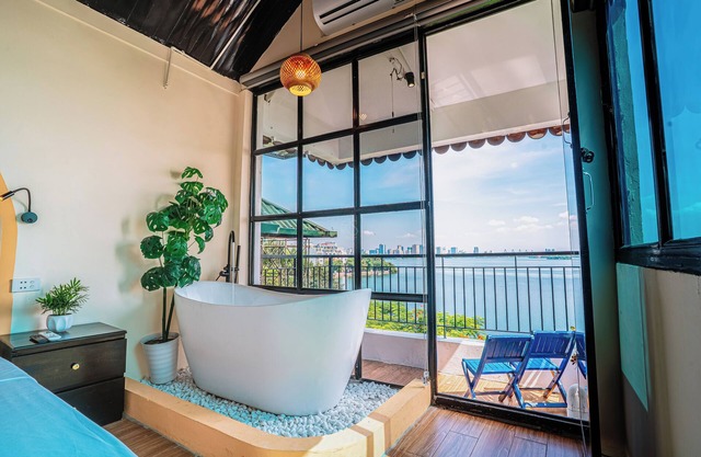 An Homestay Lakeview Apartment