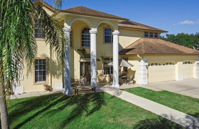 An Oasis of 4 bedrooms 4 baths with private pool