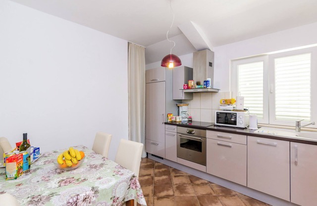 Ana Apartment
