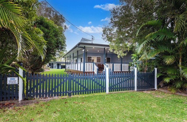 Anais Hat Head 5 Bedroom House 10 Guests