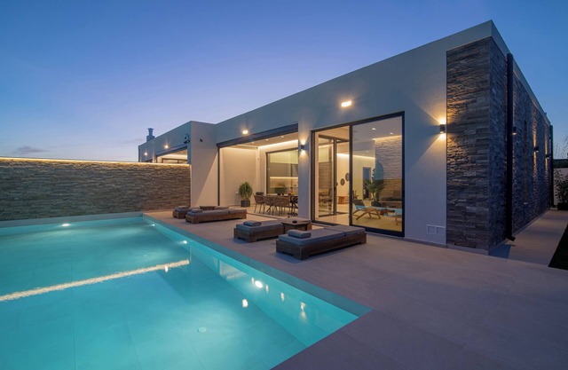 Anantia Villa 1 - Scenic View, Luxury Experience