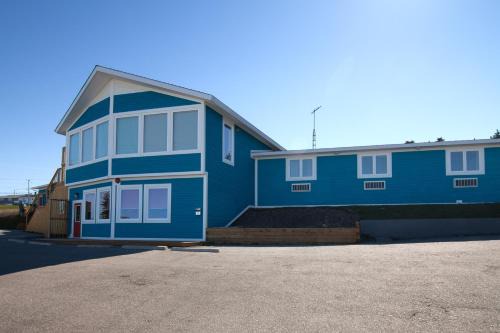 Anchor Inn Hotel and Suites