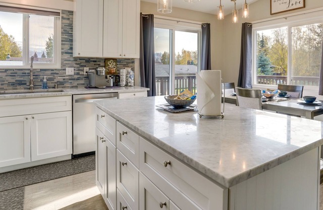Anchorage Vacation Rental ~ 5 Mi to Kincaid Park!