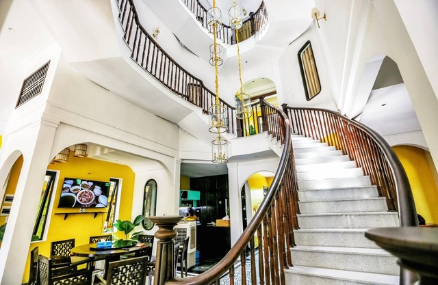 Ancient and modern decoration, room overlooking Thu Bon river. Enjoy your time