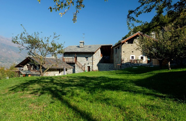 Antigua casa con encanto en una posición central