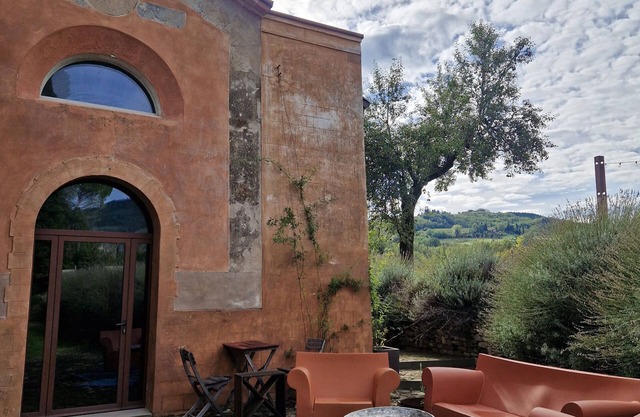 Ancient Hamlet finely renovated, hidden in the hills of Brisighella