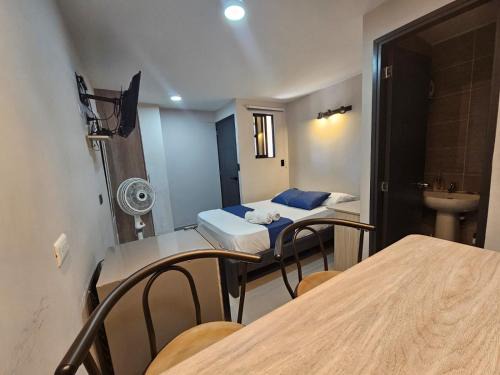 ANDALIVING CAMPO VALDÉS Estudio