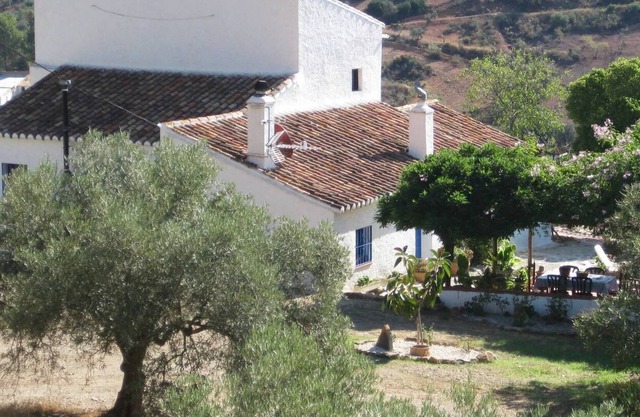 Casa de campo andaluza con vistas al mar, ideal para familias con un perro. Wifi gratis