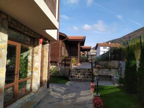 Andreevite Houses