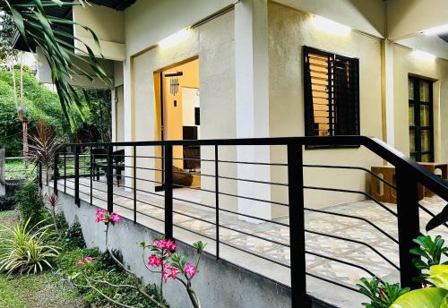 Andrei Holiday House