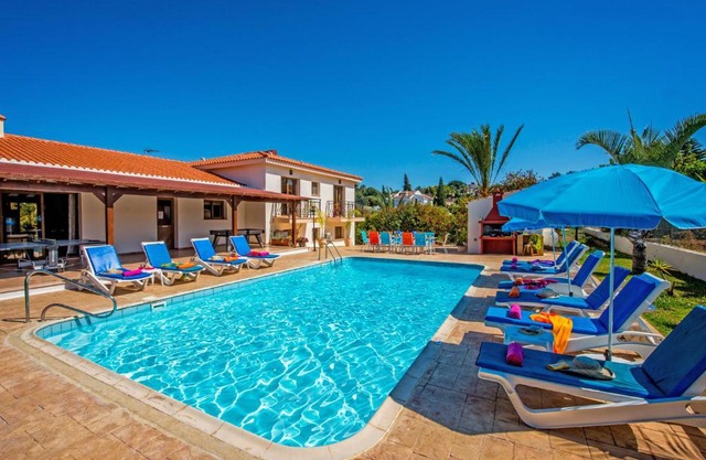 Androniki Luxury Villa Sea Views Pool BBQ WiFi A/C