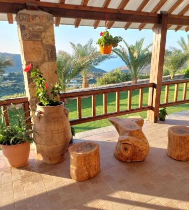 Anemomylos House